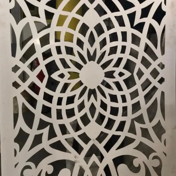metalni panel laserski sečen - Metal Inox Čačak
