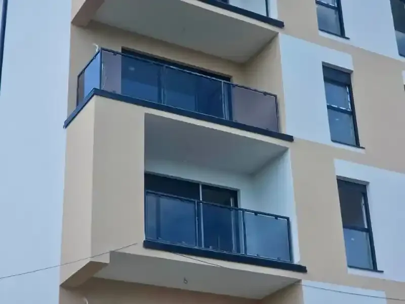 glass railing